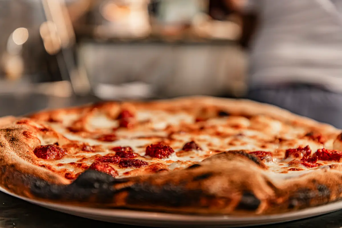 Pizza au four à bois La Dolce Vita